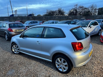 Used Volkswagen Polo 2010 for sale - 78335525: Photo