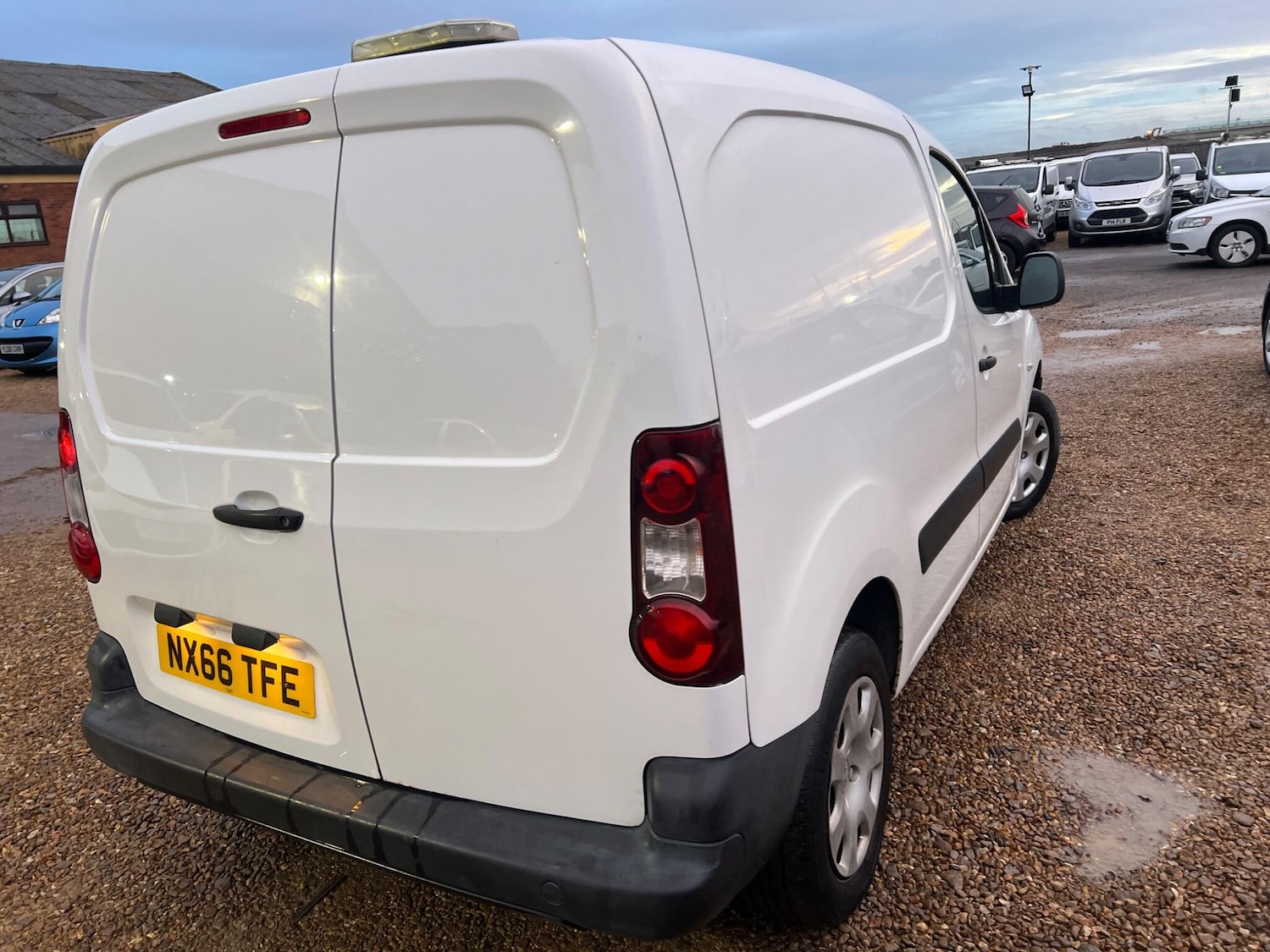 Used Peugeot Partner 2016 for sale - 76994118: Photo 12