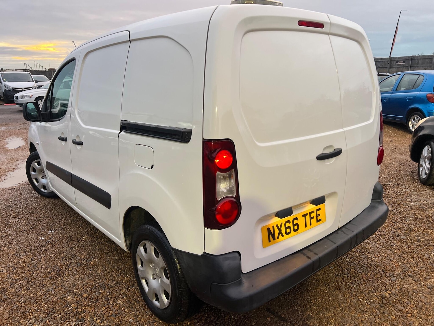 Used Peugeot Partner 2016 for sale - 76994118: Photo 16