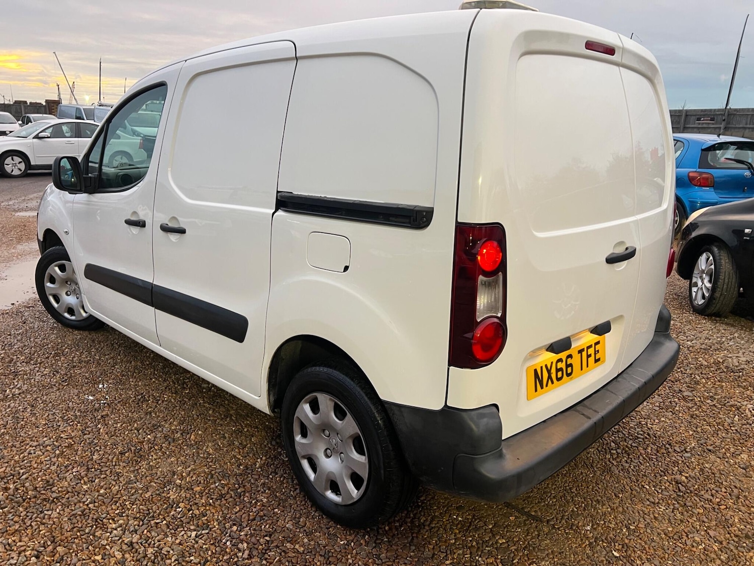 Used Peugeot Partner 2016 for sale - 76994118: Photo 18