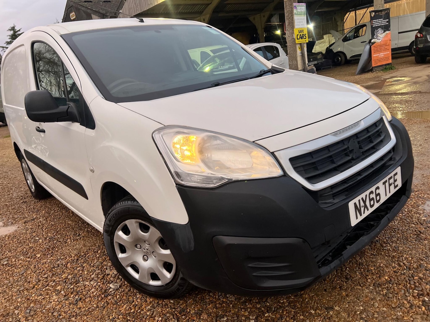 Used Peugeot Partner 2016 for sale - 76994118: Photo 22