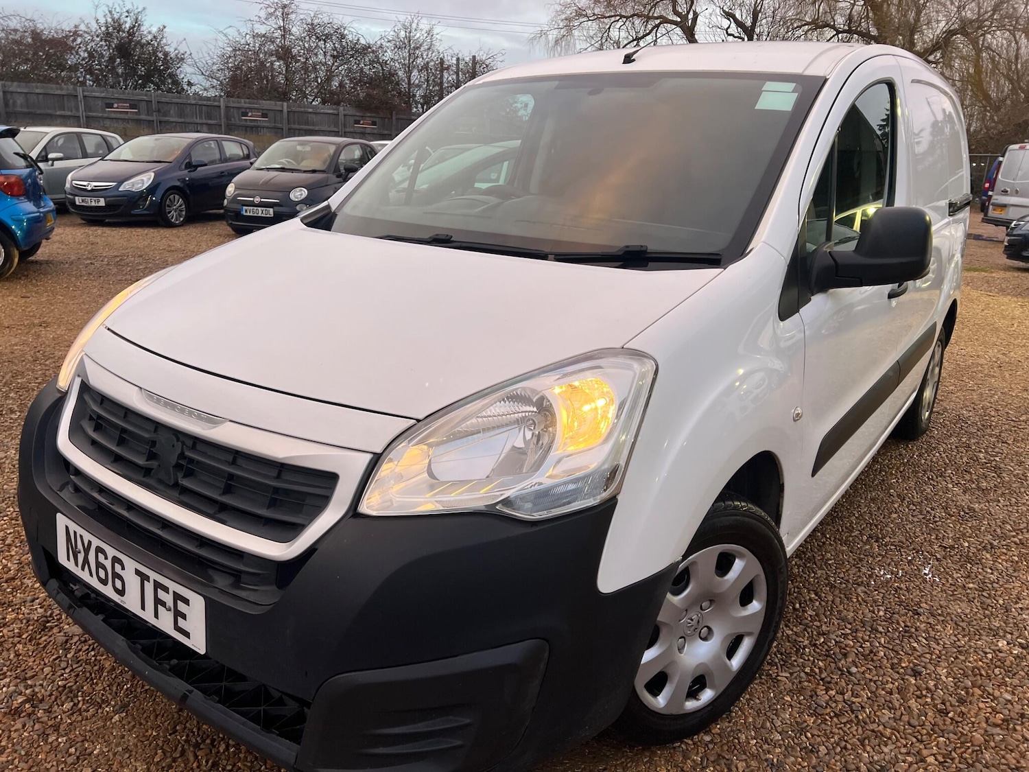 Used Peugeot Partner 2016 for sale - 76994118: Photo 4