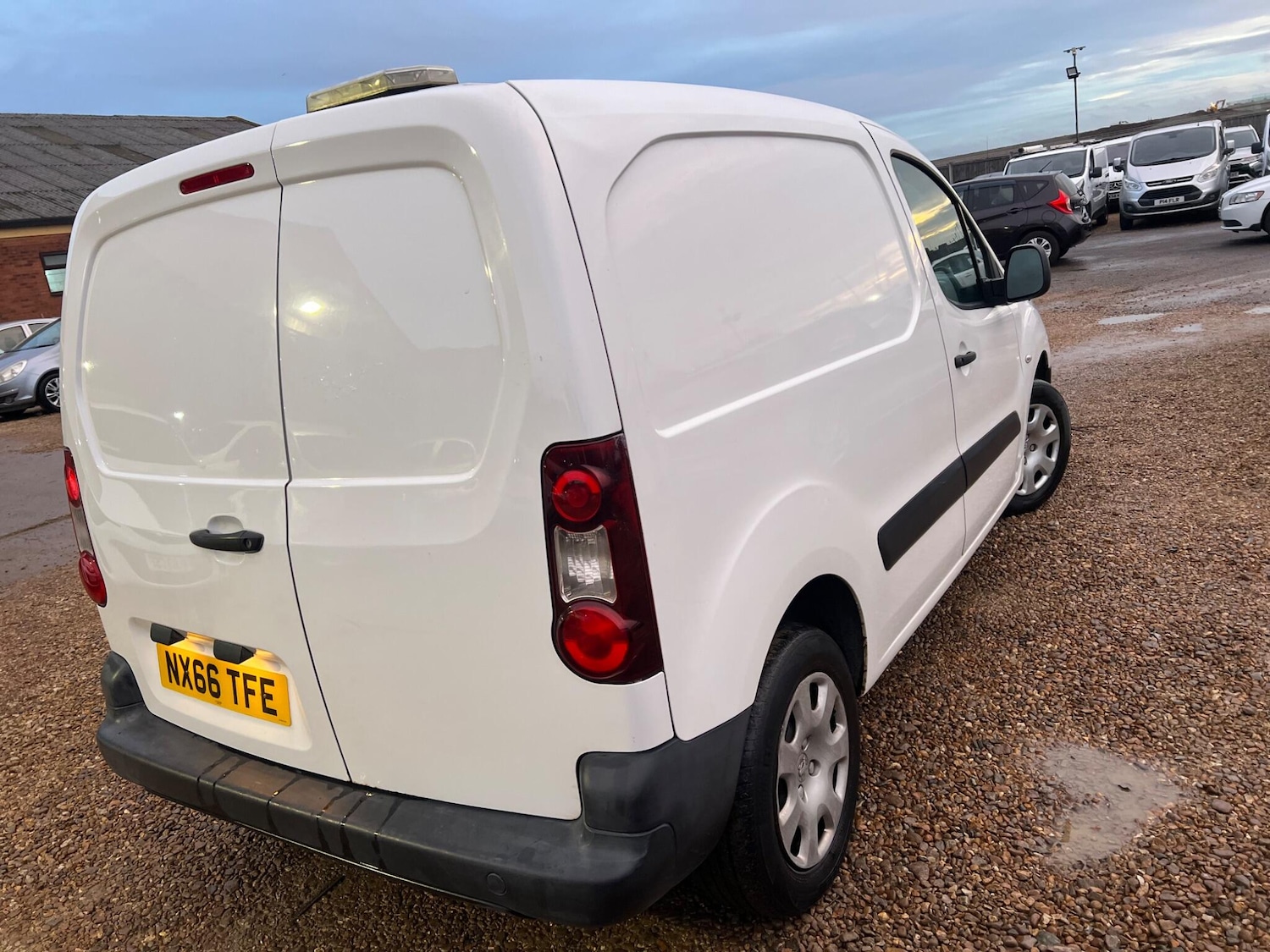 Used Peugeot Partner 2016 for sale - 76994118: Photo 8