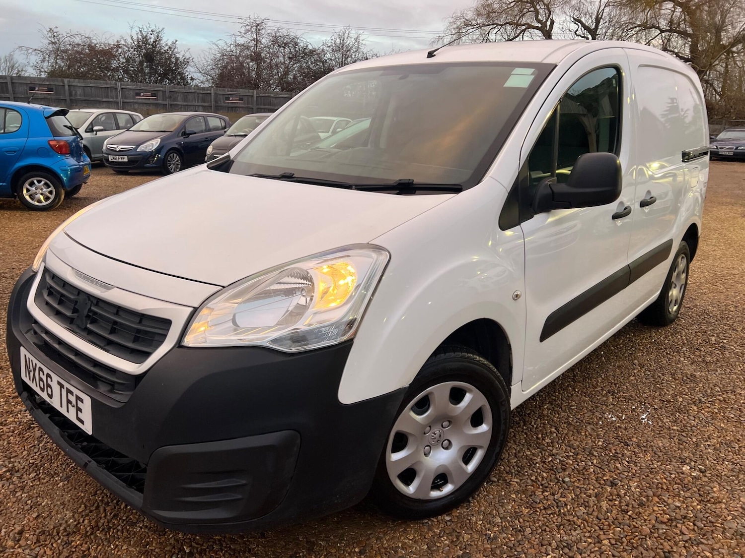 Used Peugeot Partner 2016 for sale - 76994118: Photo 9