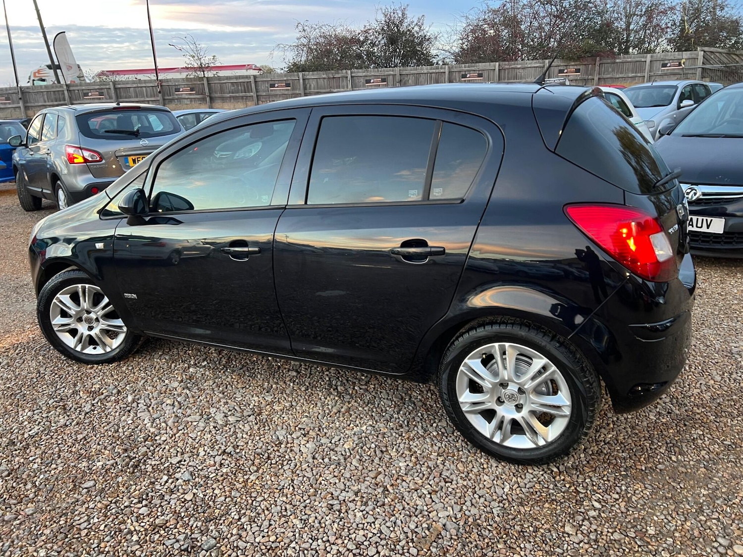 Used Vauxhall Corsa for sale - 76742879: Photo 7