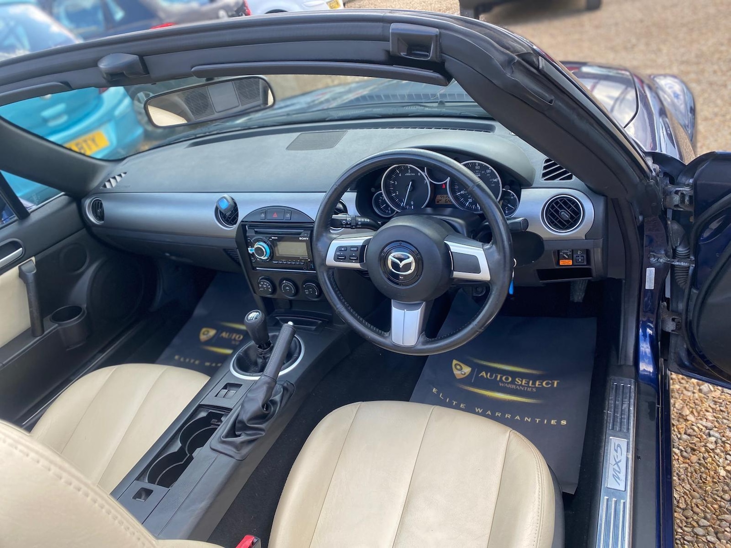 Used Mazda MX-5 for sale - 76742760: Photo 2