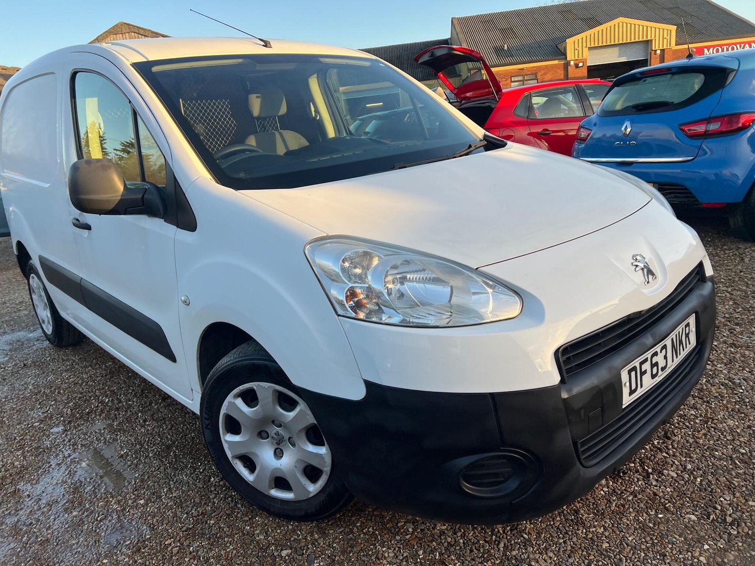 Used Peugeot Partner 2014 for sale - 77120865: Photo 3