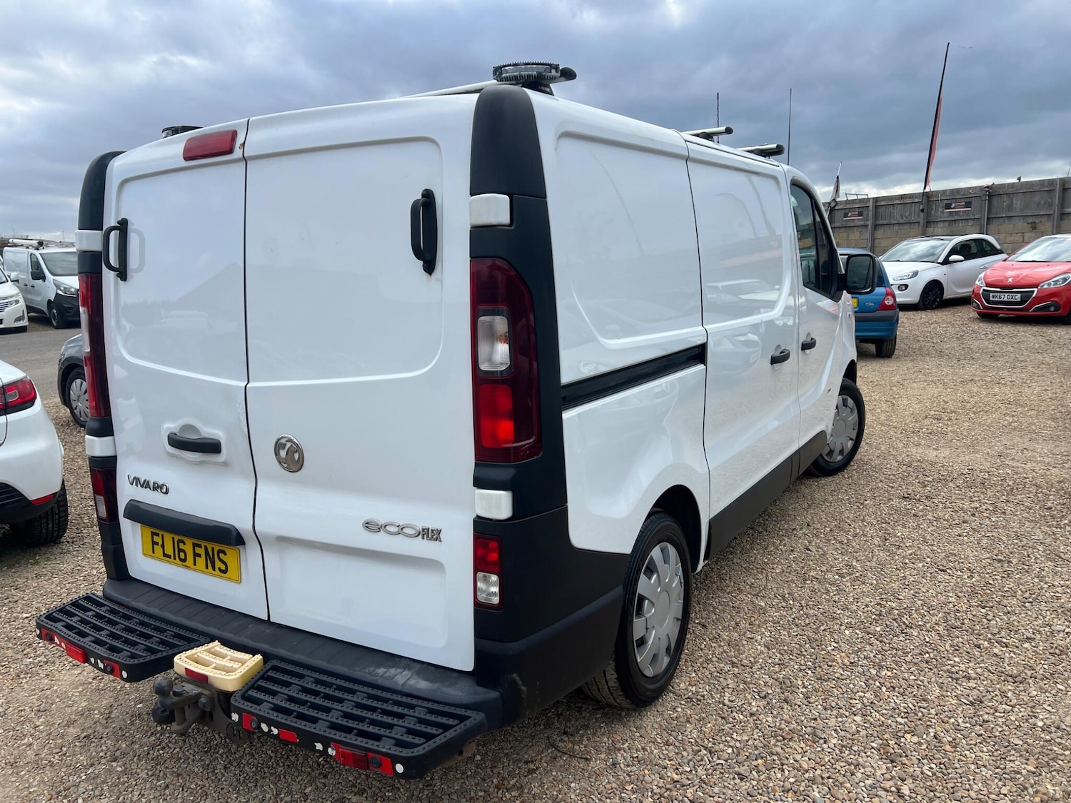 Used Vauxhall Vivaro for sale - 78135768: Photo 2