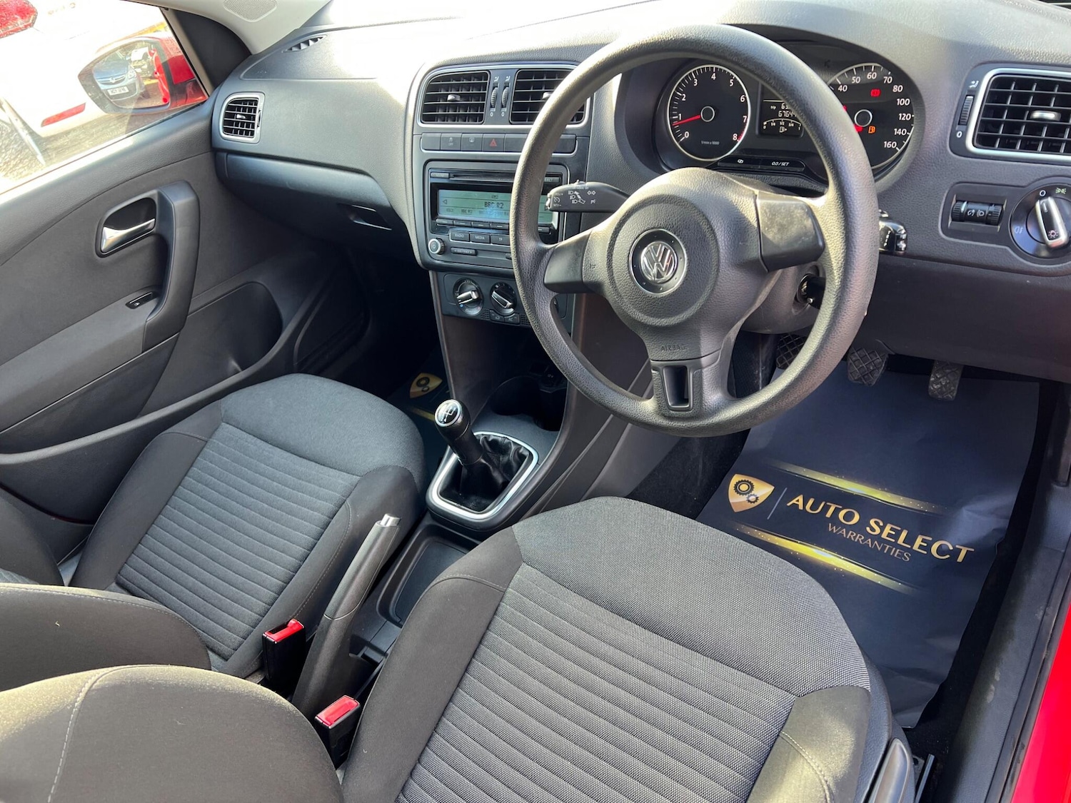 Used Volkswagen Polo 2010 for sale - 76573566: Photo 18