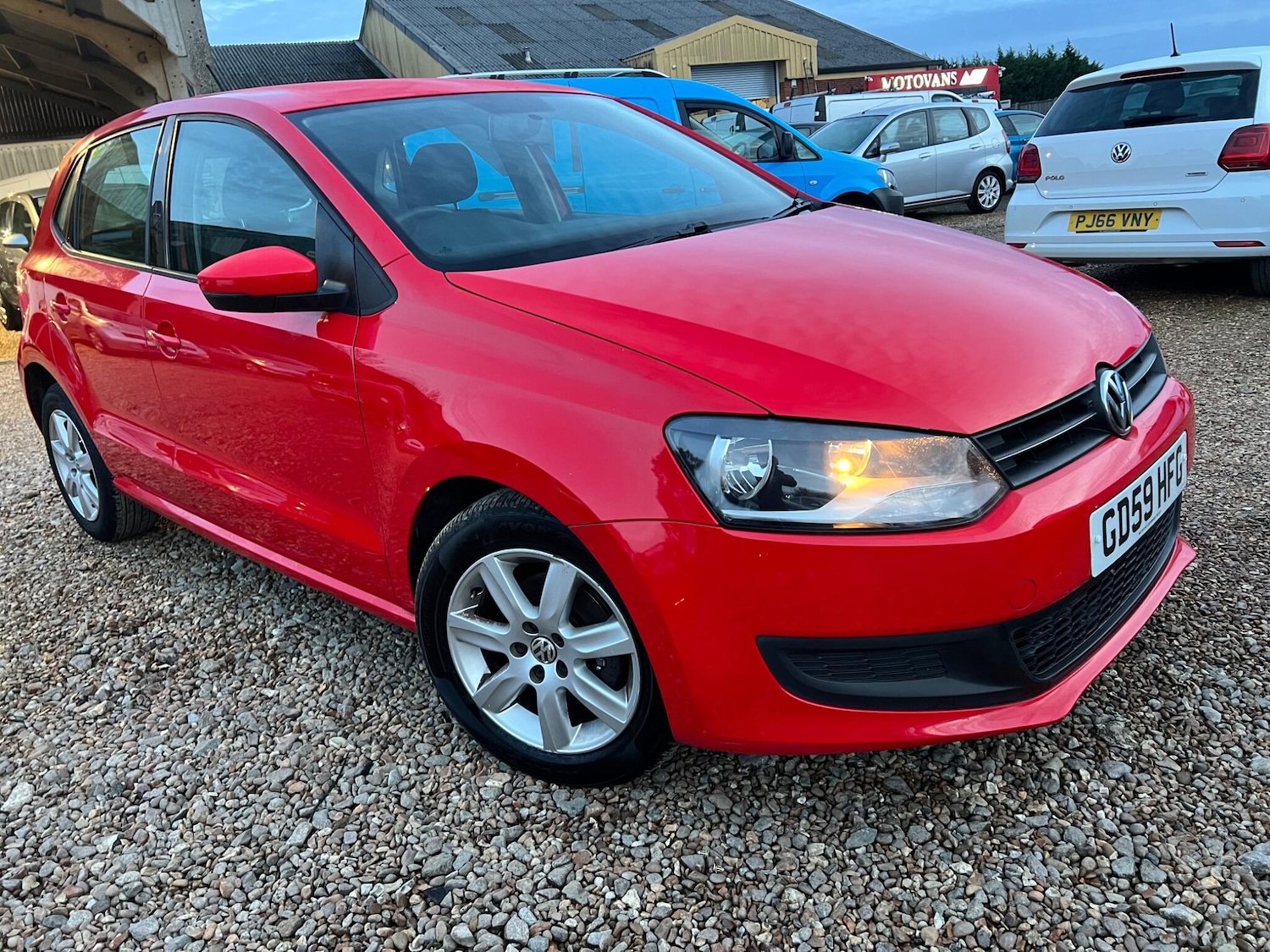 Used Volkswagen Polo 2010 for sale - 76573566: Photo 8
