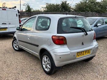 Used Toyota Yaris 2003 for sale - 78528836: Photo