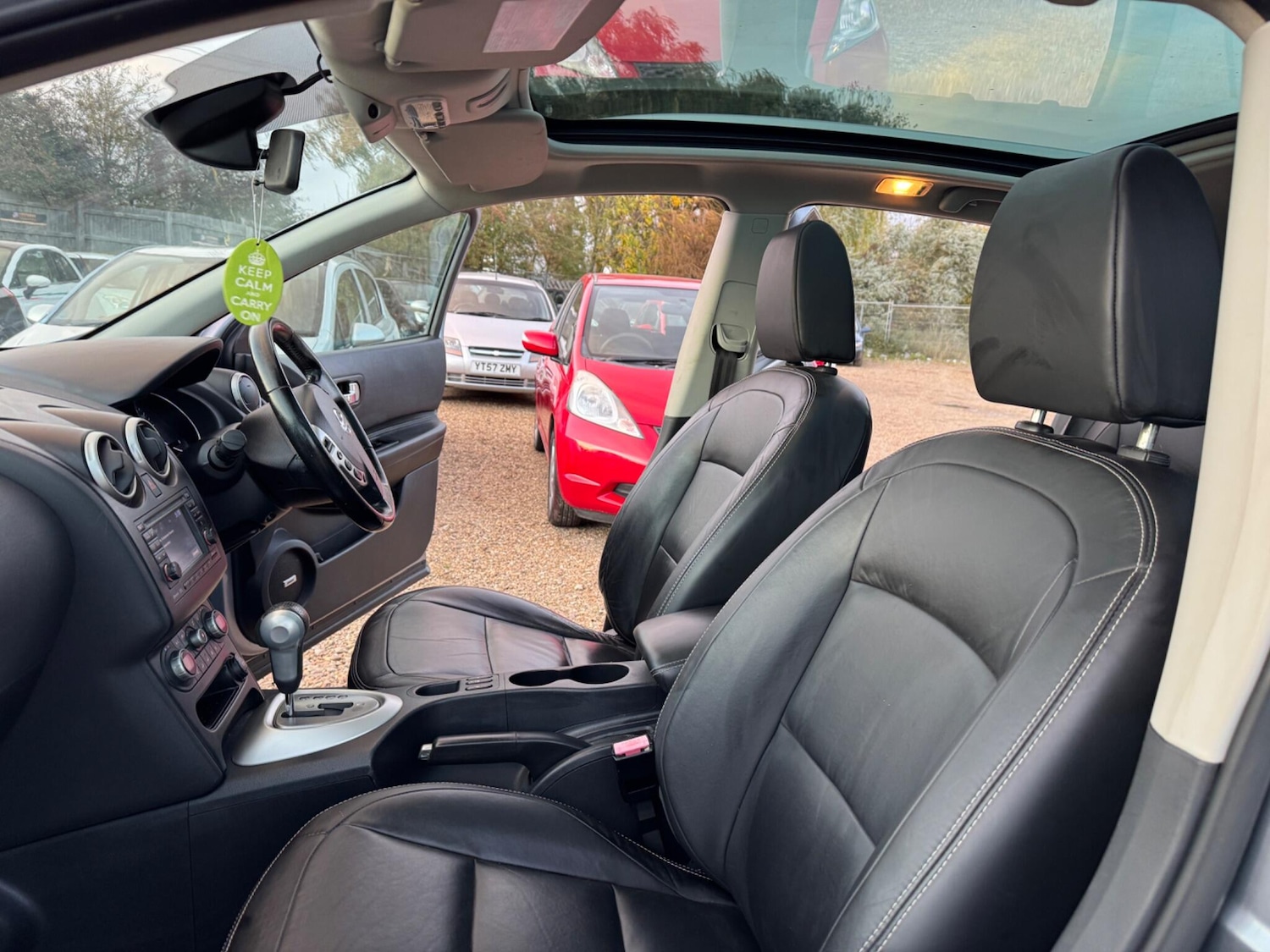 Used Nissan Qashqai 2010 for sale - 76388313: Photo 14