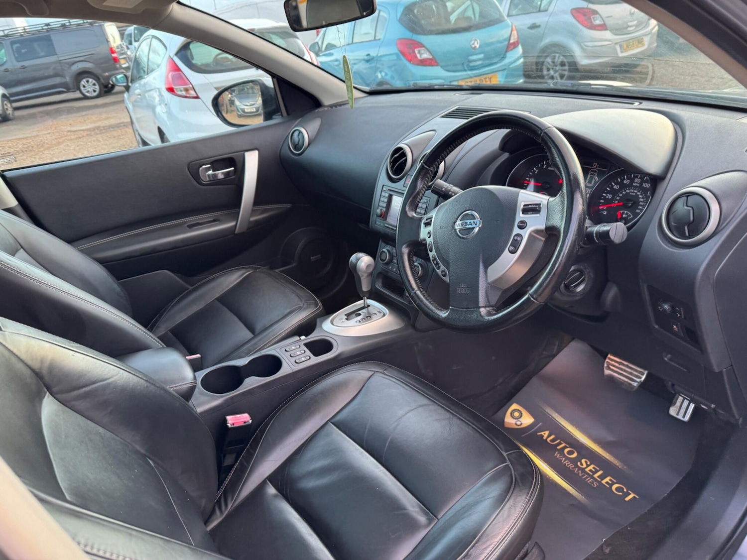 Used Nissan Qashqai 2010 for sale - 76388313: Photo 7