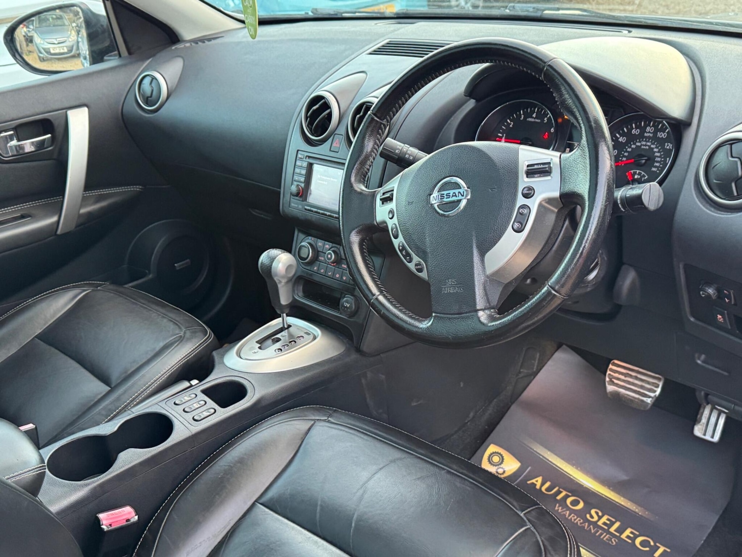 Used Nissan Qashqai 2010 for sale - 76388313: Photo 9