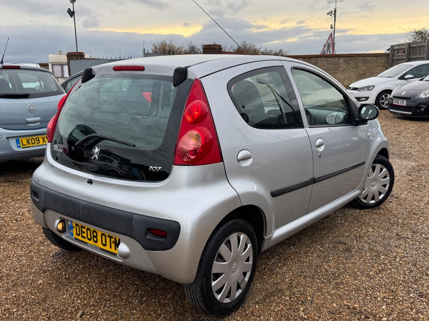 Used Peugeot 107 2008 for sale - 76499697: Photo 10