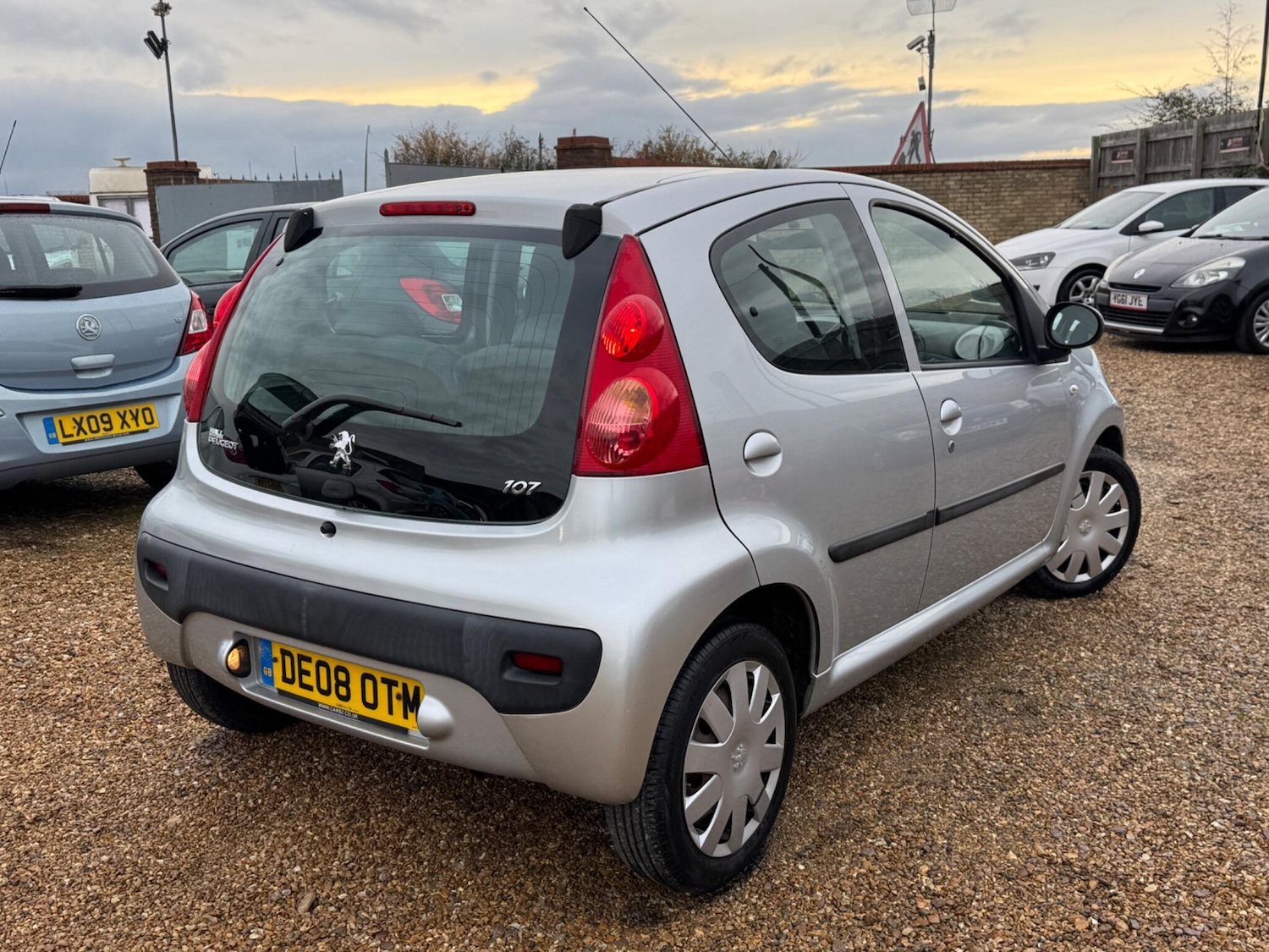 Used Peugeot 107 2008 for sale - 76499697: Photo 16