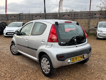 Used Peugeot 107 2008 for sale - 76499697: Photo