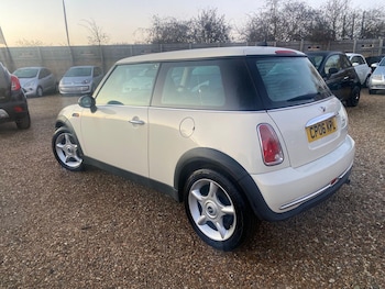 Used MINI Hatch 2006 for sale - 77060473: Photo