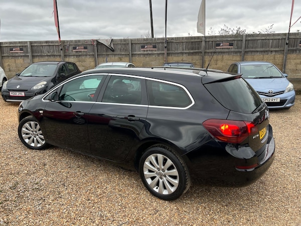 Used Vauxhall Astra 2011 for sale - 76295736: Photo 12