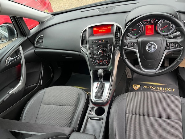 Used Vauxhall Astra 2011 for sale - 76295736: Photo 21