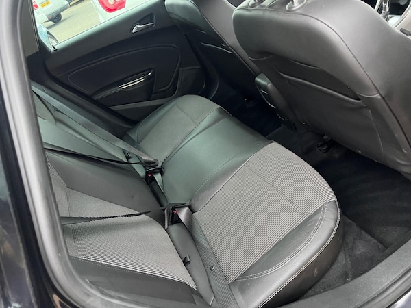 Used Vauxhall Astra 2011 for sale - 76295736: Photo 22