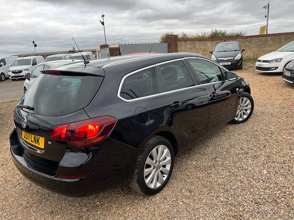 Used Vauxhall Astra 2011 for sale - 76295736: Photo 9