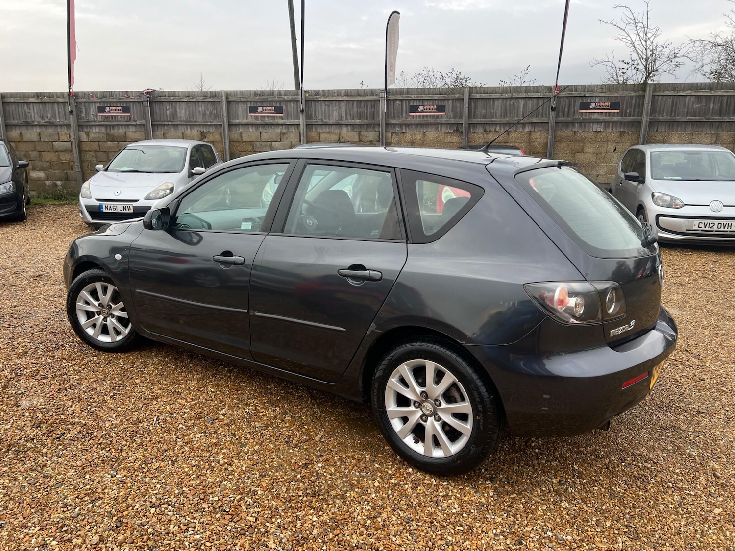 Used Mazda Mazda3 for sale - 77242410: Photo 11
