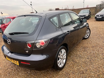 Mazda Mazda3 feature image