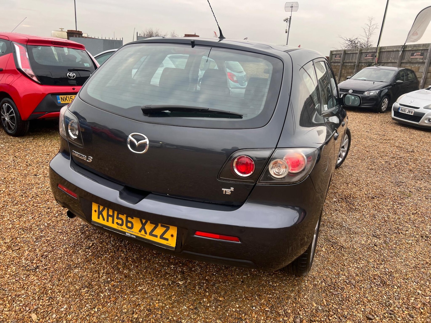 Used Mazda Mazda3 for sale - 77242410: Photo 7