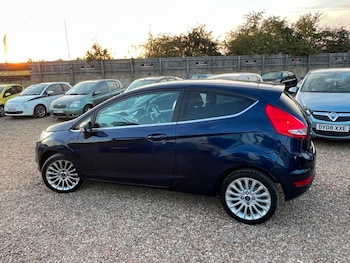 Used Ford Fiesta 2011 for sale - 79531070: Photo