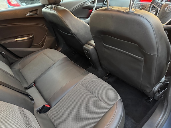 Used Vauxhall Astra for sale - 76175435: Photo 22