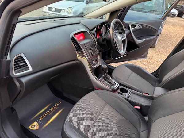 Used Vauxhall Astra for sale - 76175435: Photo 24