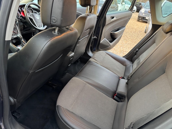 Used Vauxhall Astra for sale - 76175435: Photo 26