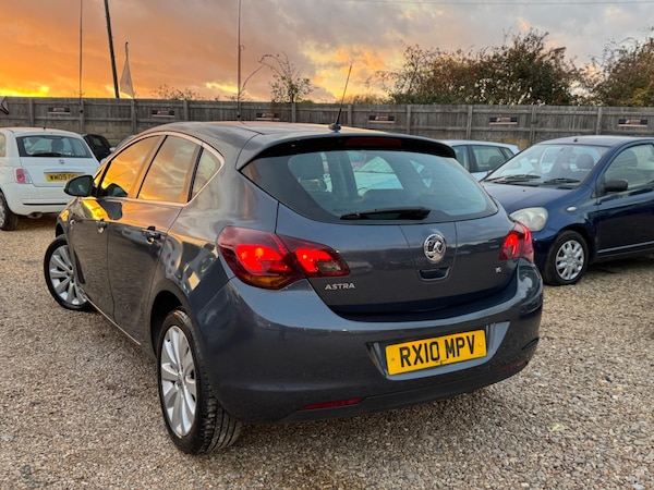 Used Vauxhall Astra for sale - 76175435: Photo 7