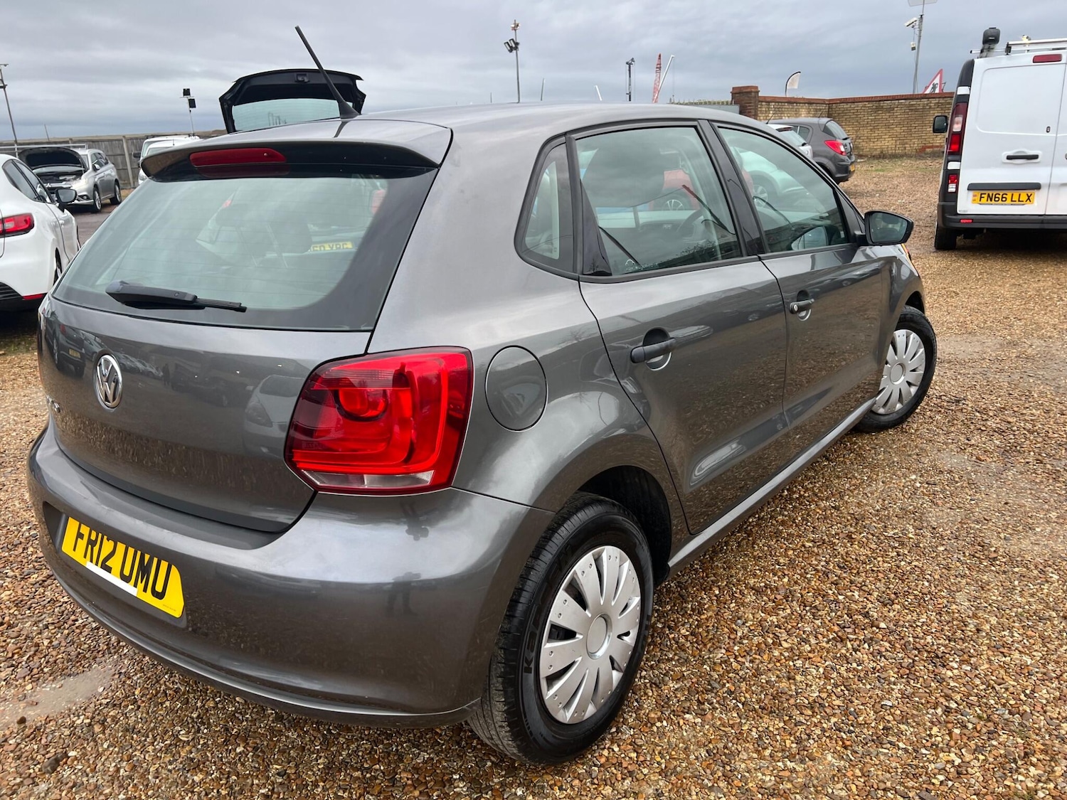 Used Volkswagen Polo for sale - 77509815: Photo 5