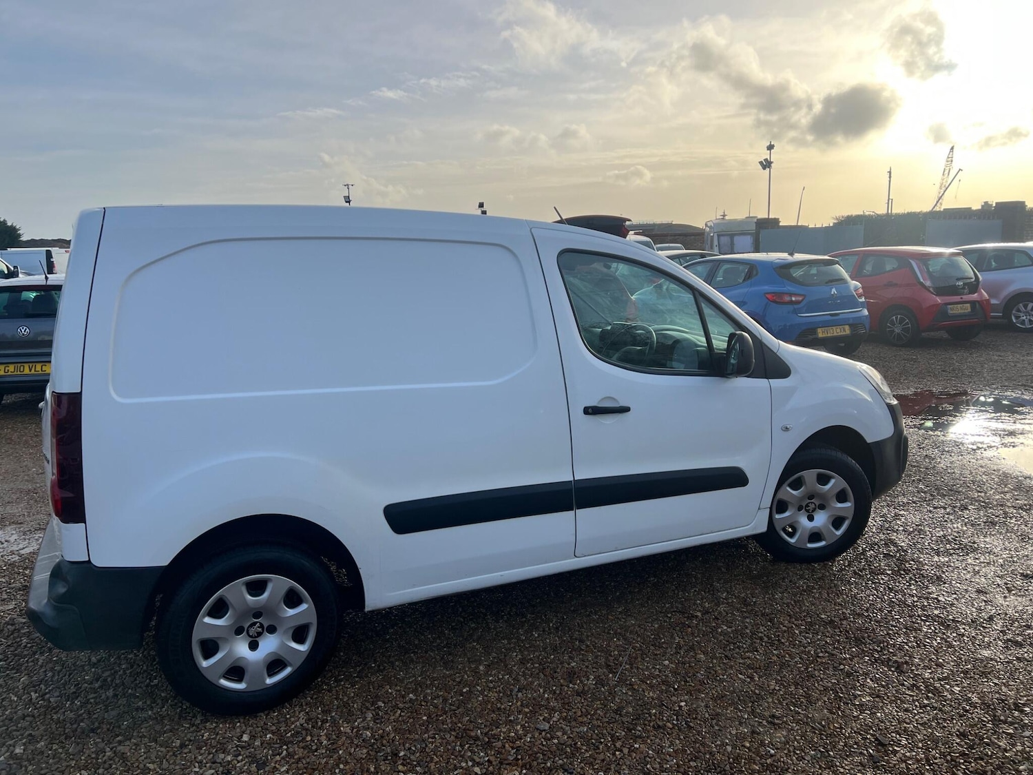 Used Peugeot Partner 2018 for sale - 77387406: Photo 3