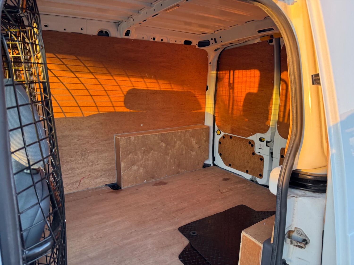 Used Ford Transit Connect 2012 for sale - 76388124: Photo 12