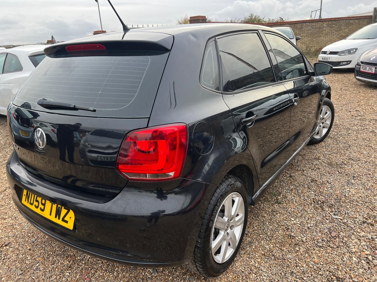 Used Volkswagen Polo for sale - 76965224: Photo 8