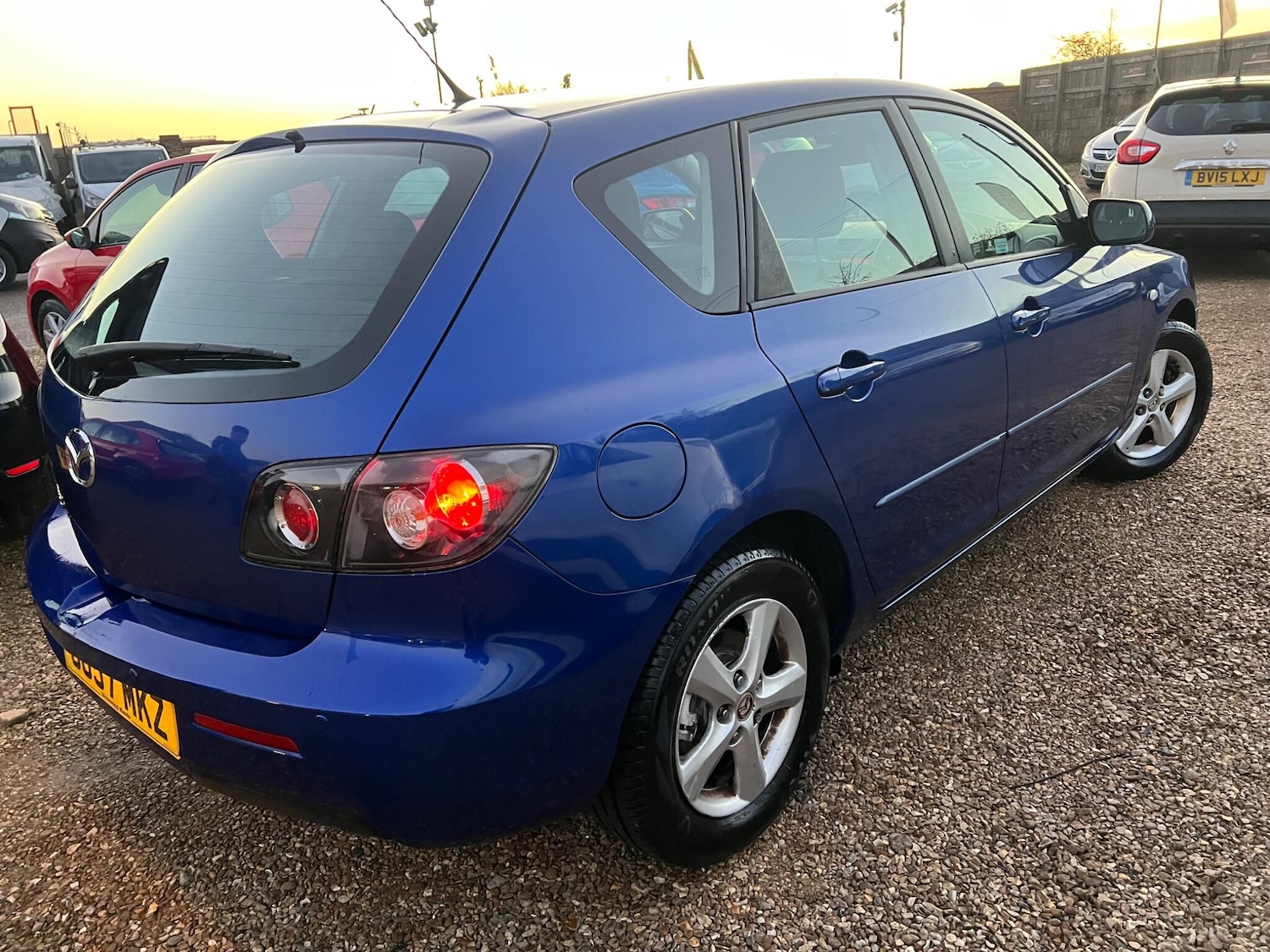 Used Mazda Mazda3 2007 for sale - 76899474: Photo 10