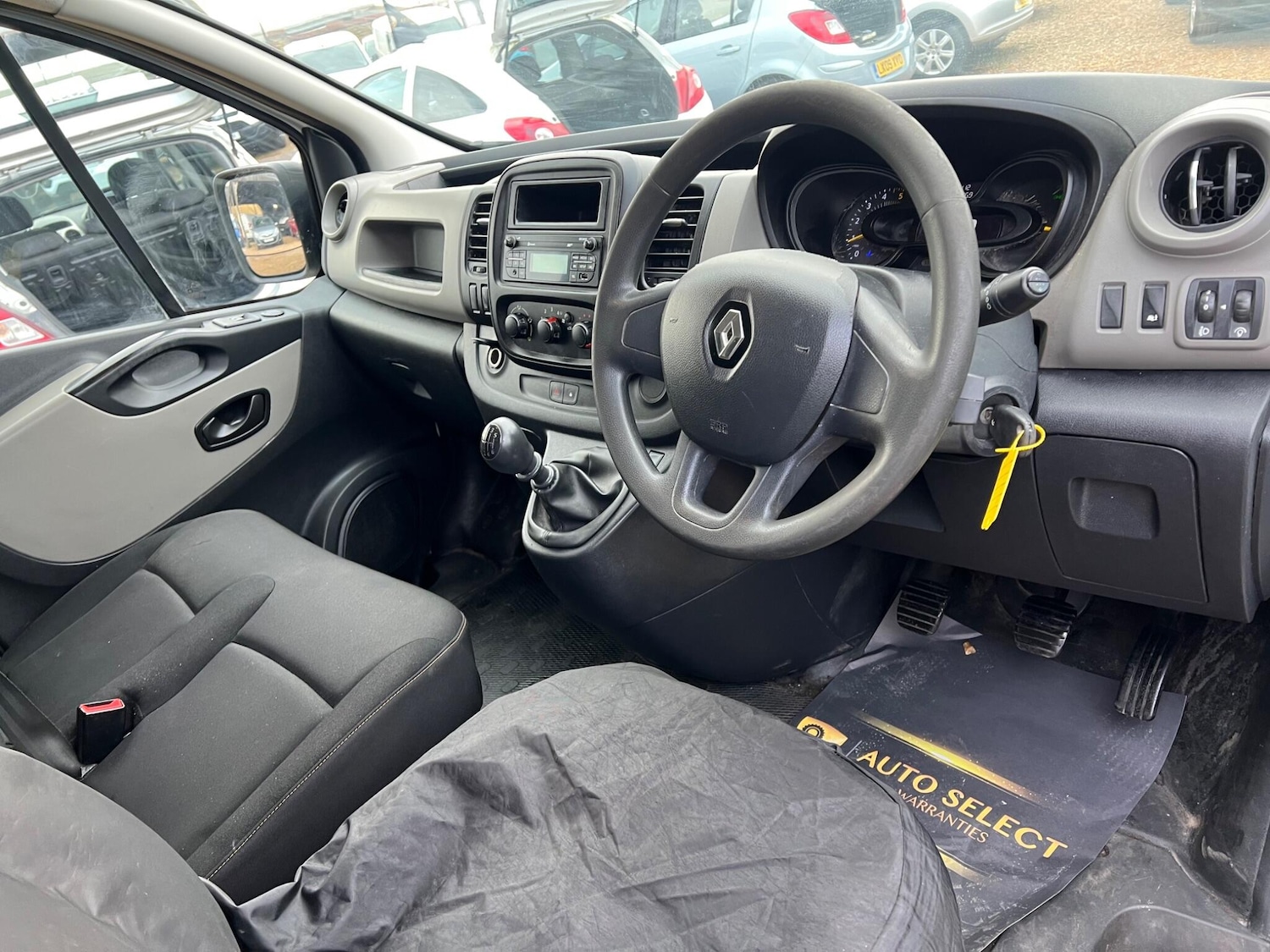 Used Renault Trafic 2014 for sale - 76742330: Photo 4