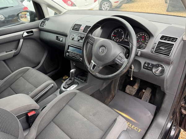 Used Volkswagen Touran 2010 for sale - 76001570: Photo 20
