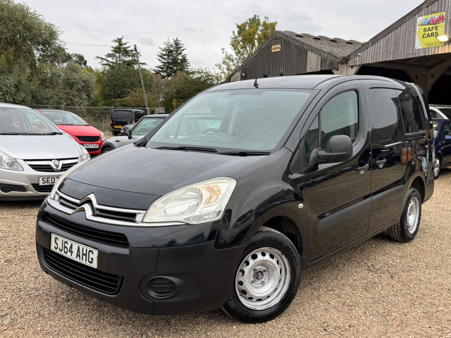 Used Citroen Berlingo 2014 for sale - 76388063: Photo 11