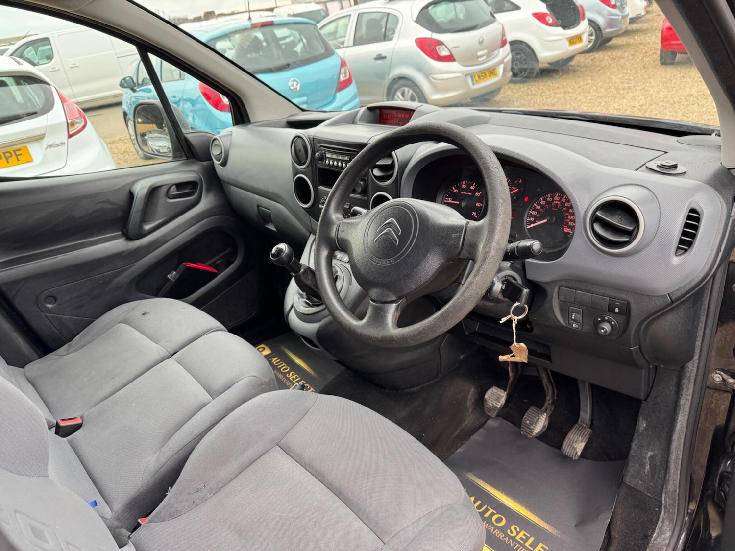 Used Citroen Berlingo 2014 for sale - 76388063: Photo 8