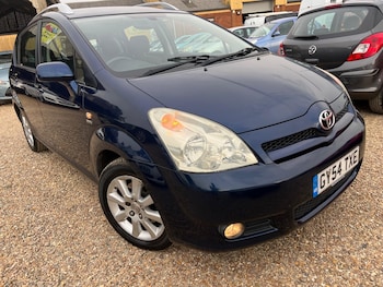 Used Toyota Corolla Verso 2004 for sale - 75577820: Photo