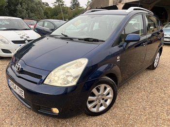 Used Toyota Corolla Verso 2004 for sale - 75577820: Photo