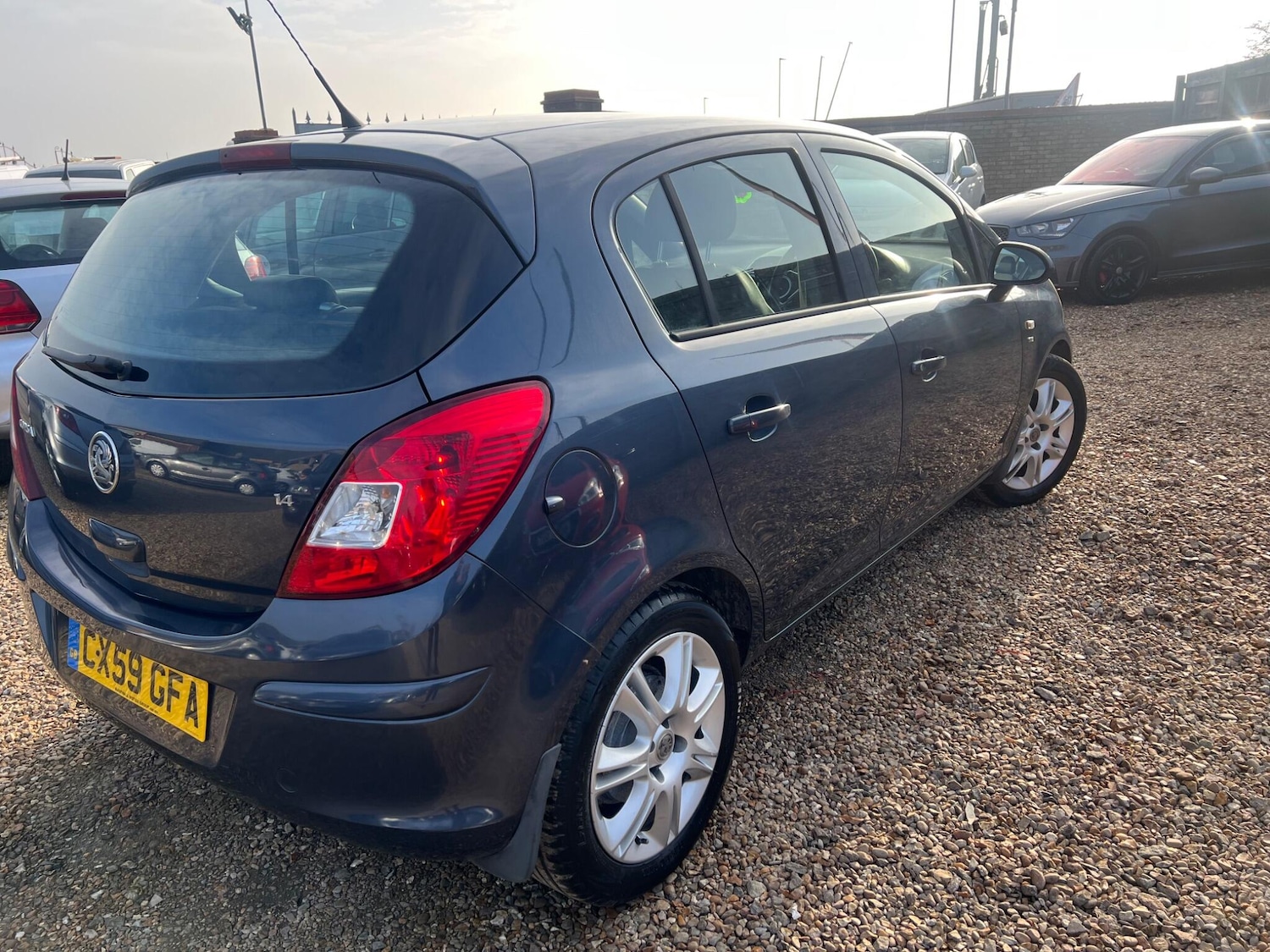 Used Vauxhall Corsa for sale - 77807804: Photo 2