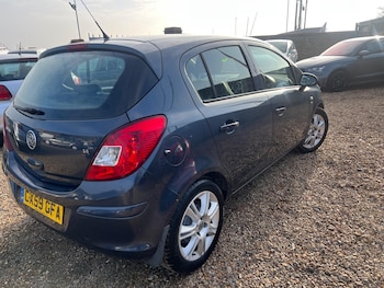 Used Vauxhall Corsa 2010 for sale - 77807804: Photo