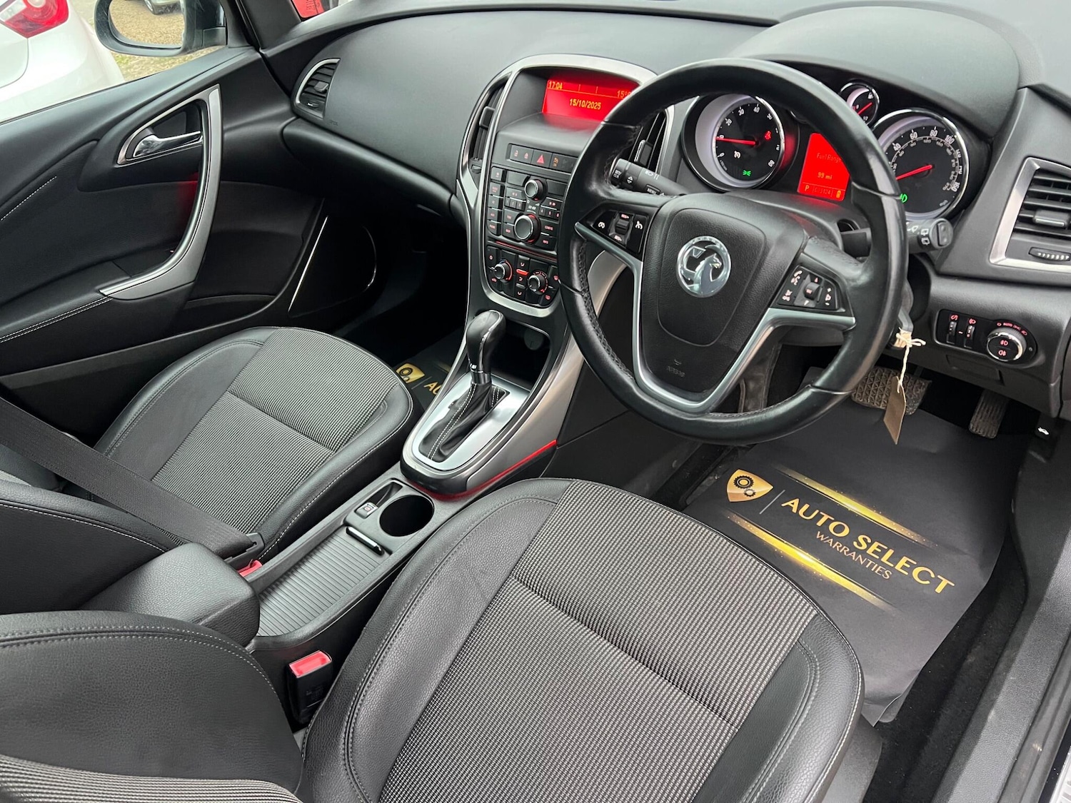 Used Vauxhall Astra 2011 for sale - 76425470: Photo 23