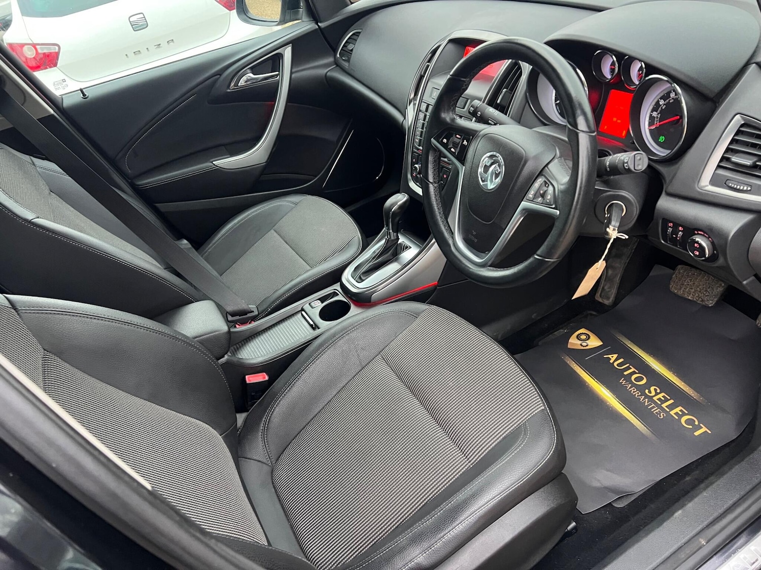 Used Vauxhall Astra 2011 for sale - 76425470: Photo 25