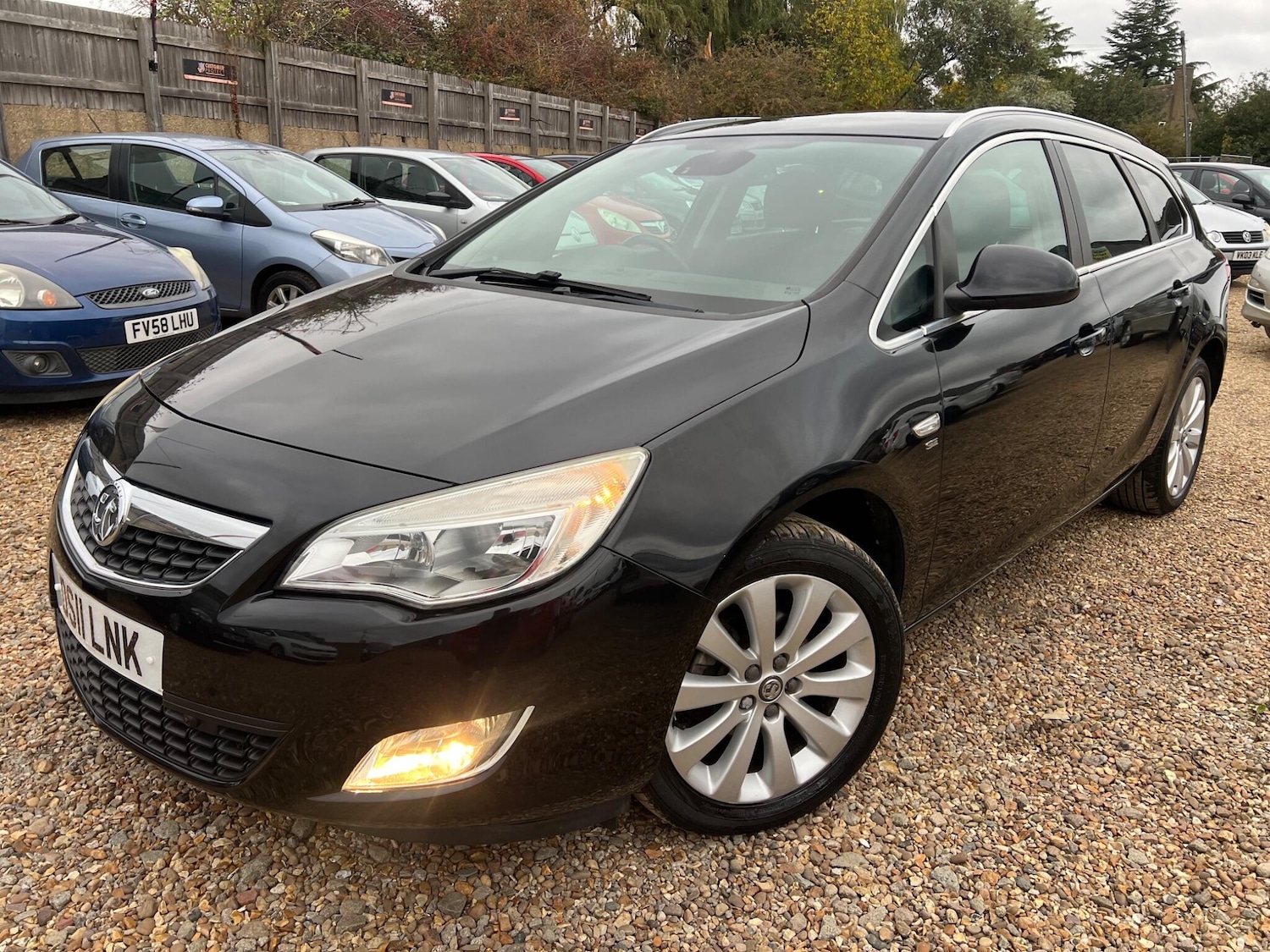 Used Vauxhall Astra 2011 for sale - 76425470: Photo 7